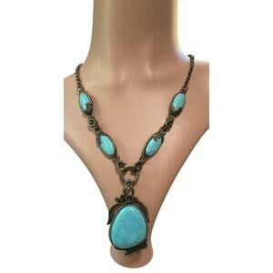 Novadab Faux Turquoise Pendant & Antique Silver Tone Adjustable Necklace